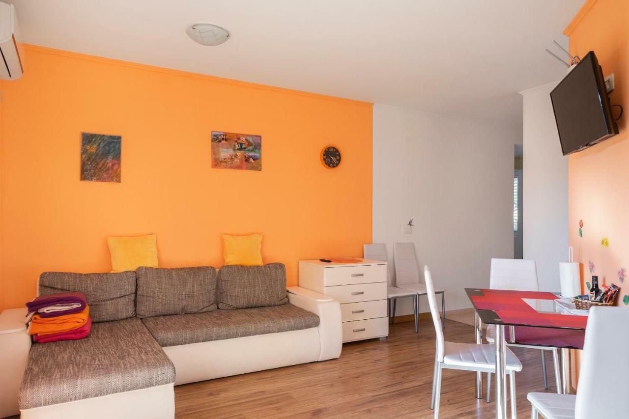 Apartments Viktoria 티바트 외부 사진